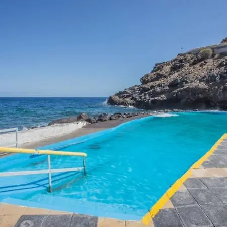 Casa El Mar Pescador * Lomo de Mena